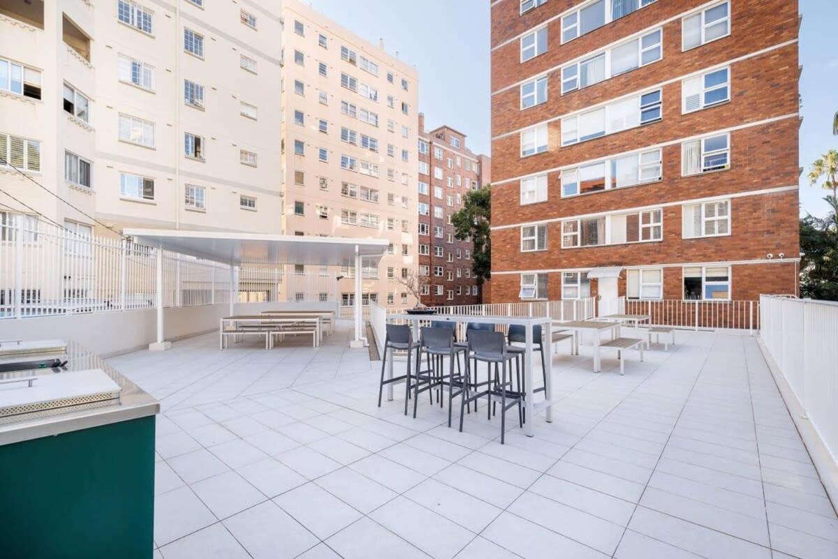 Studio Apt With Parking Balcony & Water Views Sydney Exterior photo