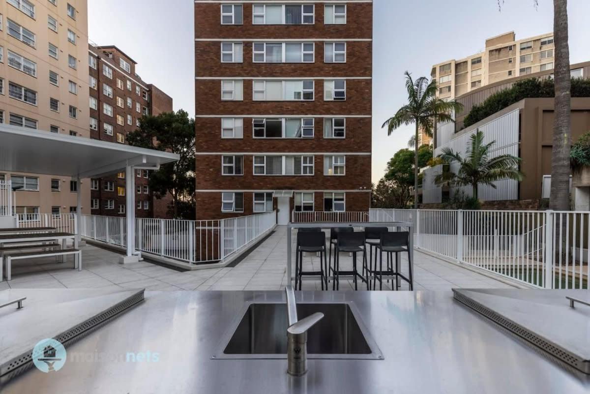 Studio Apt With Parking Balcony & Water Views Sydney Exterior photo